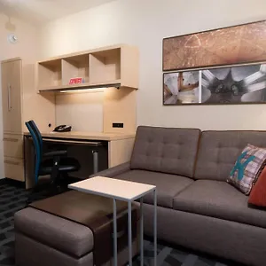Towneplace Republic Airport Long Island Hotel