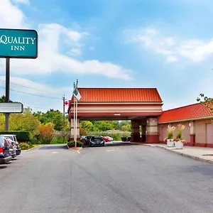 Quality Meadowlands Hotel